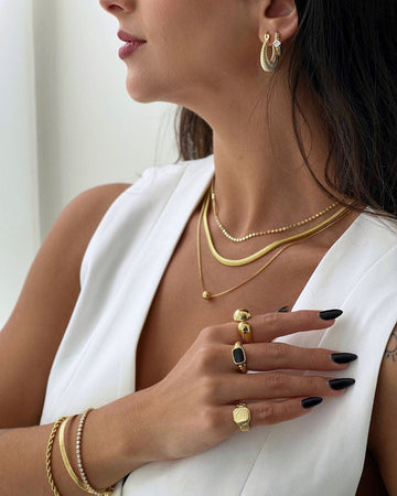 From Desk to Dinner: Jewellery That Works All Day