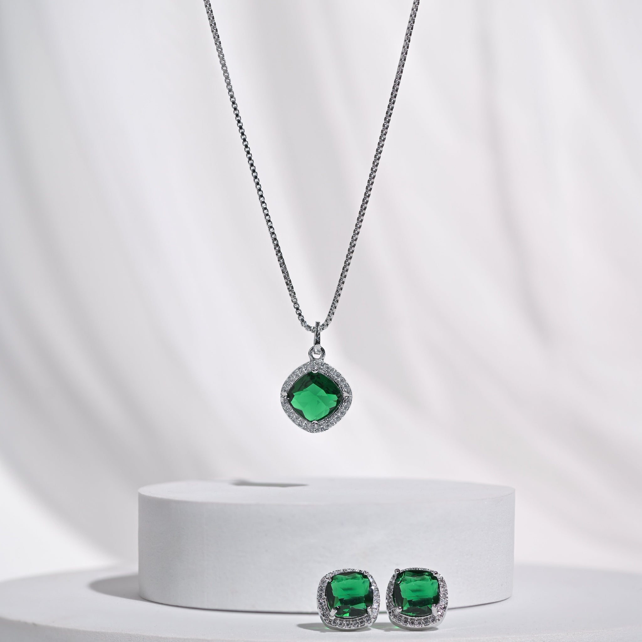 Emerald Green Cushion-Cut Pendant & Earring Set – Silver Finish