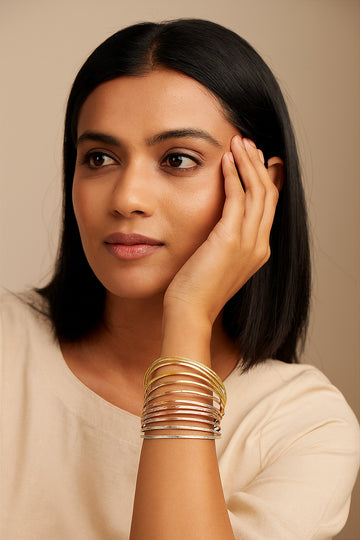 Set of 12 Wavy Metal Bangles – Gold, Silver & Copper