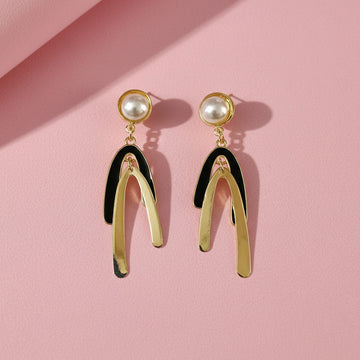 Modern Pearl & Black Enamel Drop Earrings with Gold-Tone Finish