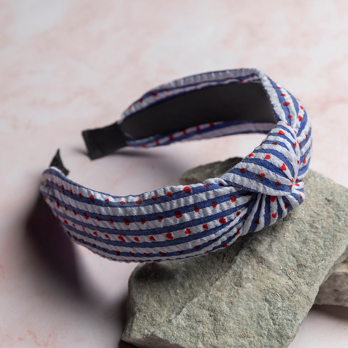  Stylish blue stripes with a heart motif. Hear Band