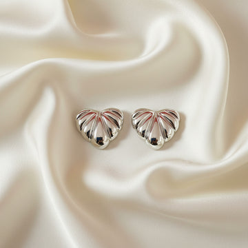 Minimal Elegant Daily Wear Earrings for Women