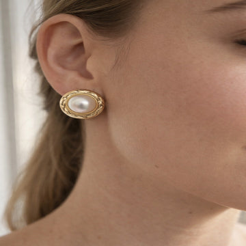 Elegant Pearl & Gold Round Statement Studs
