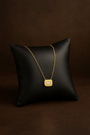 Heart Shape Pendant Necklace